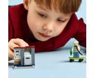 LEGO City 60455 Pościg na motocyklu policyjnym - 1331640 - zdjęcie 4